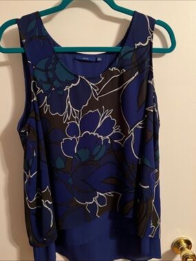 Apt. 9 Navy and Teal Floral Layered Sleeveless Top